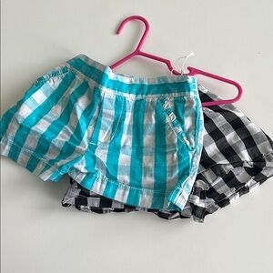 Bundle of 2 okie dokie plaid shorts